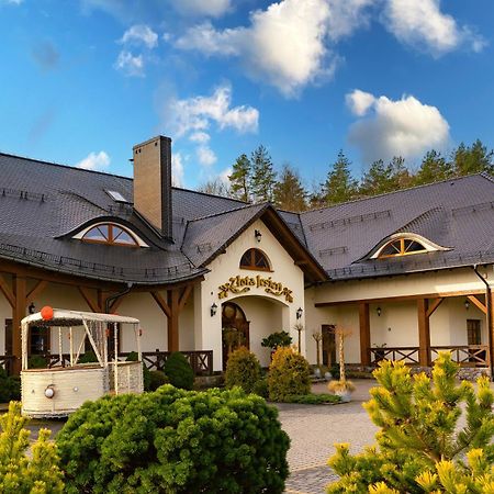 Zlota Jesien Restauracja I Noclegi Nad Jeziorem Kartuzy Exteriér fotografie
